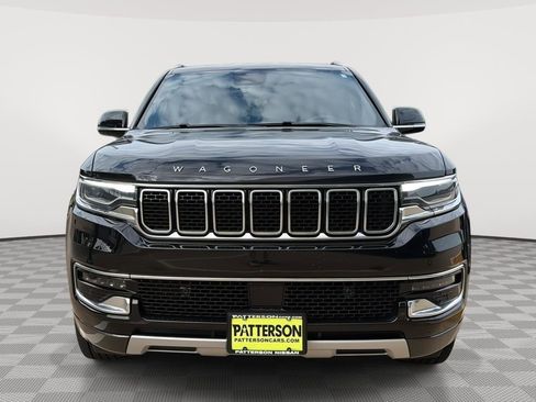 Used 2022 Jeep Wagoneer Series II AWD/4WD image 2