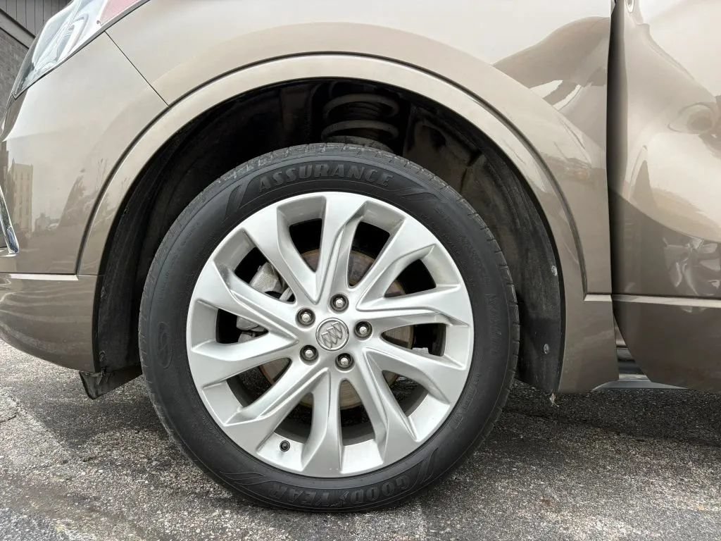 Used 2017 Buick Envision Premium AWD/4WD image 27