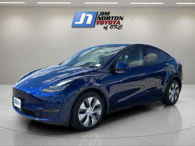 Used 2023 Tesla Model Y Long Range AWD/4WD image 1