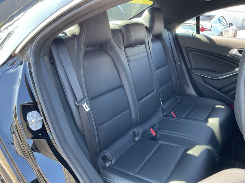 Used 2018 Mercedes-Benz CLA 250 w/ Premium Package image 19