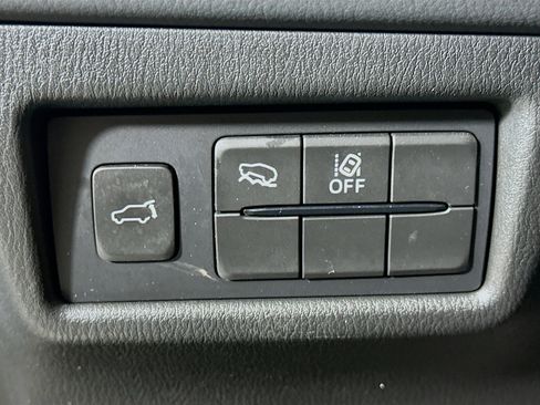 Used 2025 MAZDA CX-5 AWD 2.5 S w/ Preferred Package image 17