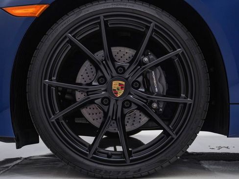Certified 2025 Porsche 718 Cayman RWD image 13