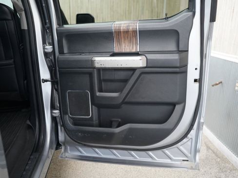 Used 2020 Ford F150 Lariat AWD/4WD image 34
