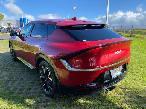 Used 2022 Kia EV6 Wind w/ Wind Technology Package AWD/4WD image 5