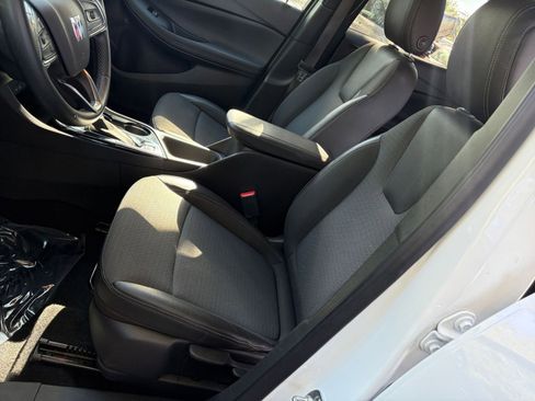 Used 2025 Buick Encore GX Preferred FWD image 35