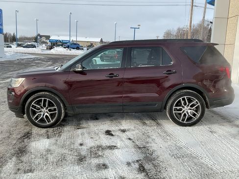 Used 2018 Ford Explorer Sport w/ Equipment Group 401A AWD/4WD image 8