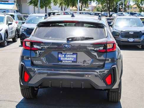 Certified 2025 Subaru Crosstrek 2.5i Premium AWD/4WD image 3