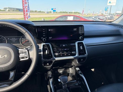 Certified 2022 Kia Sorento SX AWD/4WD image 20