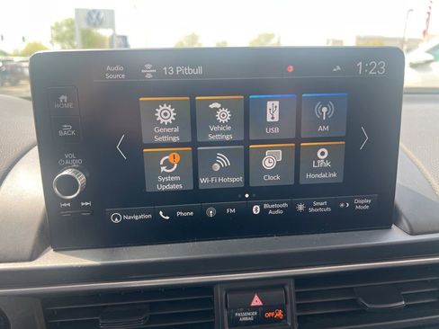 Used 2024 Honda Pilot Touring image 31