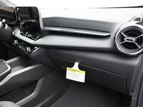 New 2026 Chevrolet Equinox LT FWD image 36