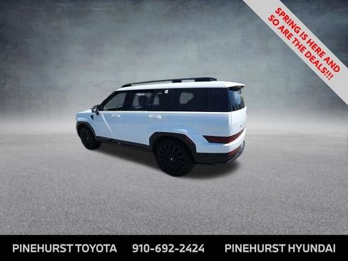 Used 2025 Hyundai Santa Fe Calligraphy image 9