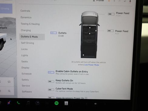 Used 2024 Tesla Cybertruck AWD Crew Cab image 16