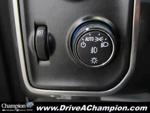 Used 2018 Chevrolet Silverado 1500 LTZ w/ Sport Package image 29