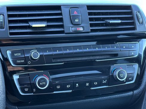 Used 2016 BMW 330e image 17