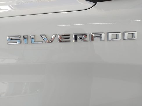 Used 2026 Chevrolet Silverado 1500 Custom AWD/4WD image 33
