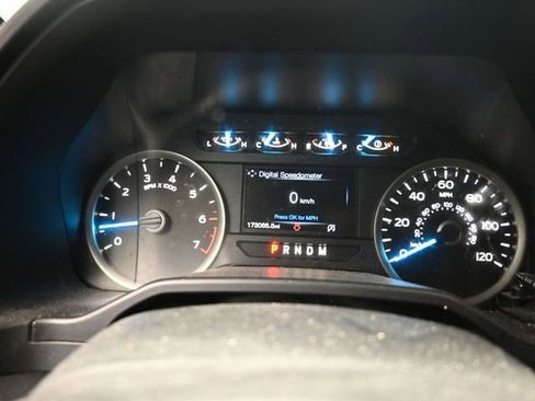 Used 2017 Ford F150 XLT w/ Equipment Group 302A Luxury AWD/4WD image 17