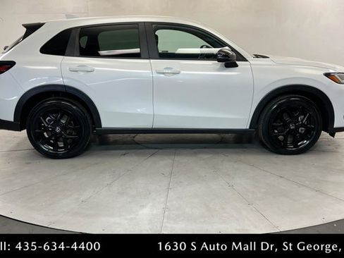 Used 2023 Honda HR-V Sport image 6