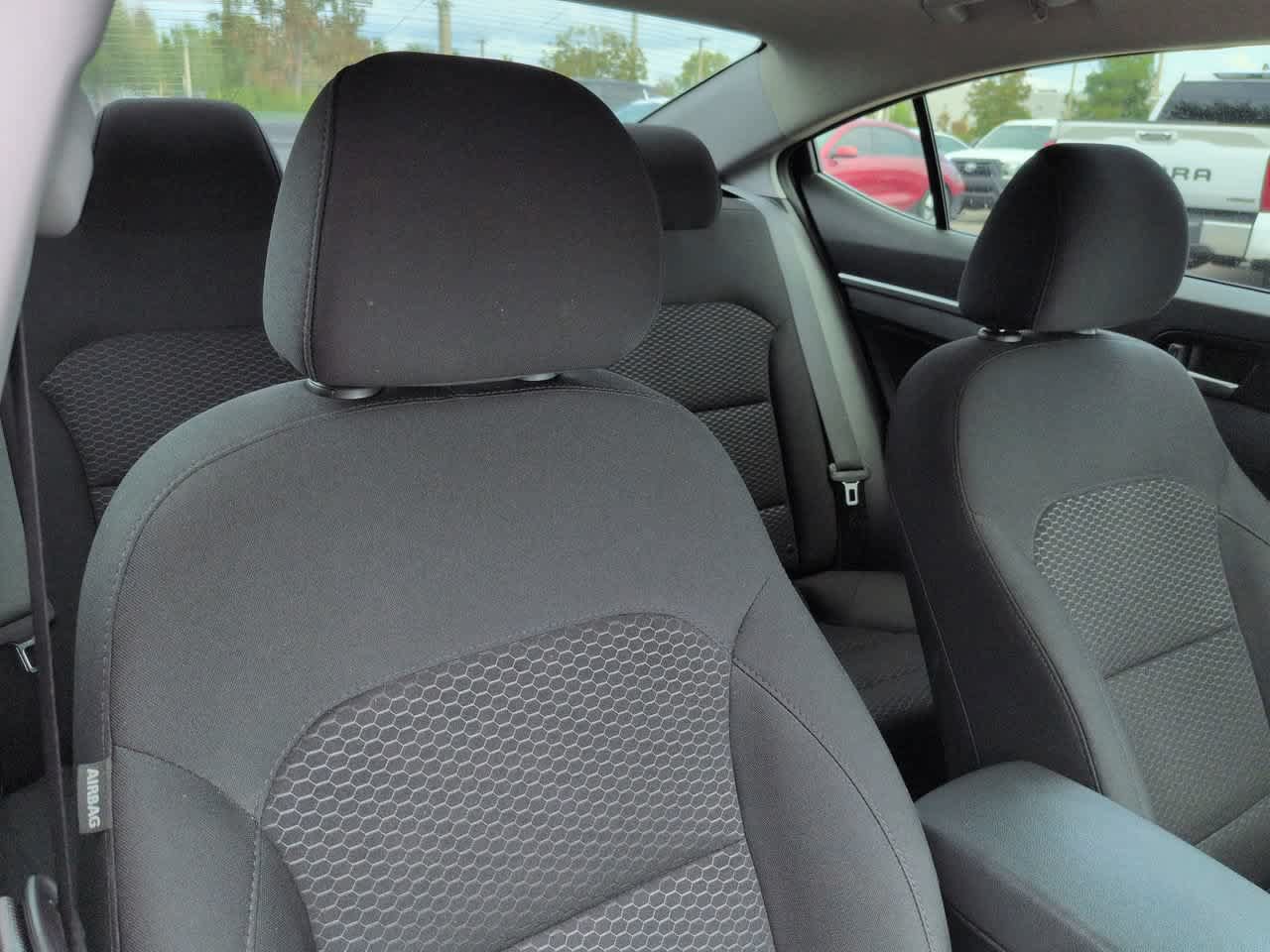 Used 2019 Hyundai Elantra SEL w/ Cargo Package FWD image 7