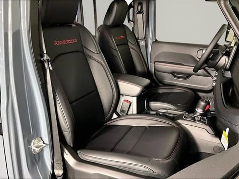 New 2026 Jeep Wrangler Unlimited Rubicon AWD/4WD image 10