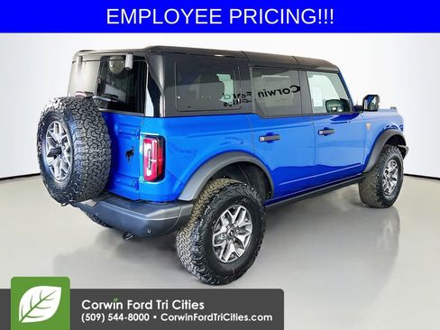 New 2025 Ford Bronco Badlands AWD/4WD image 16