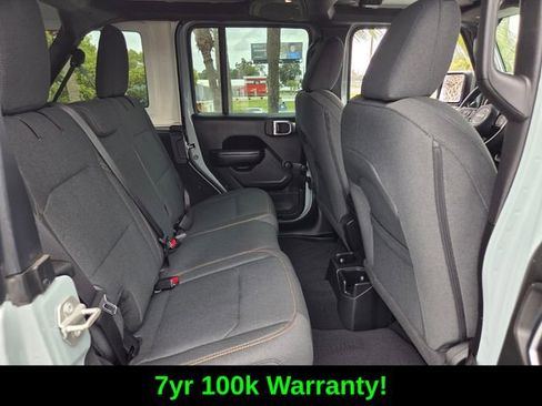 Used 2024 Jeep Wrangler Unlimited Sport AWD/4WD image 18