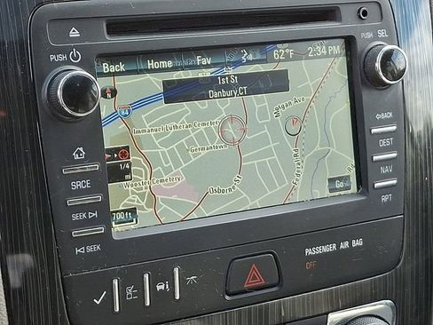 Used 2017 Chevrolet Traverse LT image 22