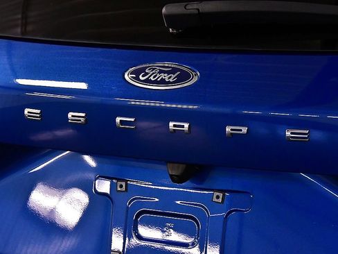Used 2023 Ford Escape Active AWD/4WD image 13