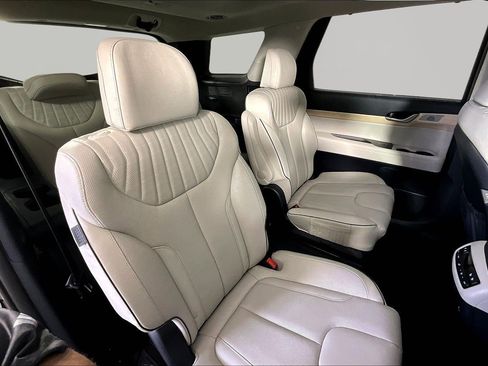 Used 2023 Hyundai Palisade Limited AWD/4WD image 25