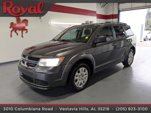 Used 2018 Dodge Journey SE w/ Popular Equipment Group image 1