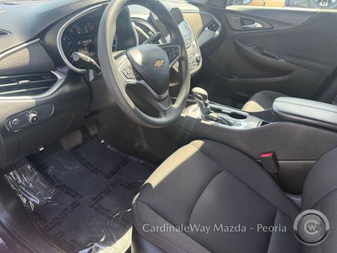 Used 2023 Chevrolet Malibu LT image 13