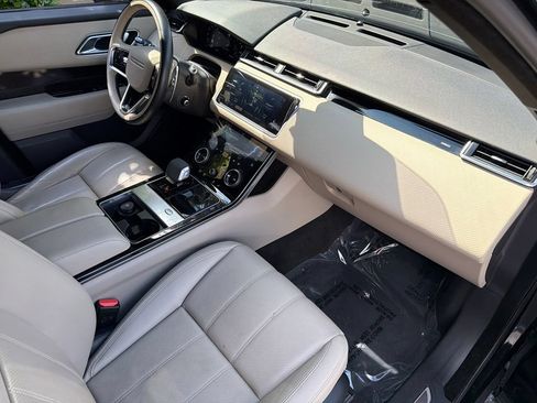Used 2021 Land Rover Range Rover Velar R-Dynamic S AWD/4WD image 32