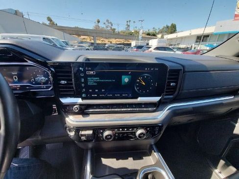 Used 2024 Chevrolet Silverado 1500 LTZ AWD/4WD image 13