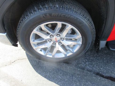 Used 2020 GMC Sierra 1500 SLT w/ SLT Premium Plus Package AWD/4WD image 15