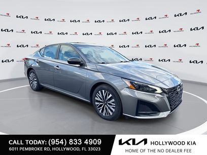 Used 2024 Nissan Altima 2.5 SV