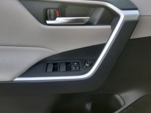 Used 2023 Toyota RAV4 XLE image 15