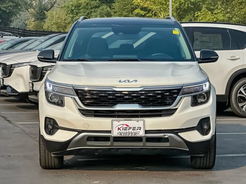 Used 2023 Kia Seltos S AWD/4WD image 8