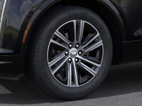 New 2025 Cadillac Lyriq Luxury RWD image 9