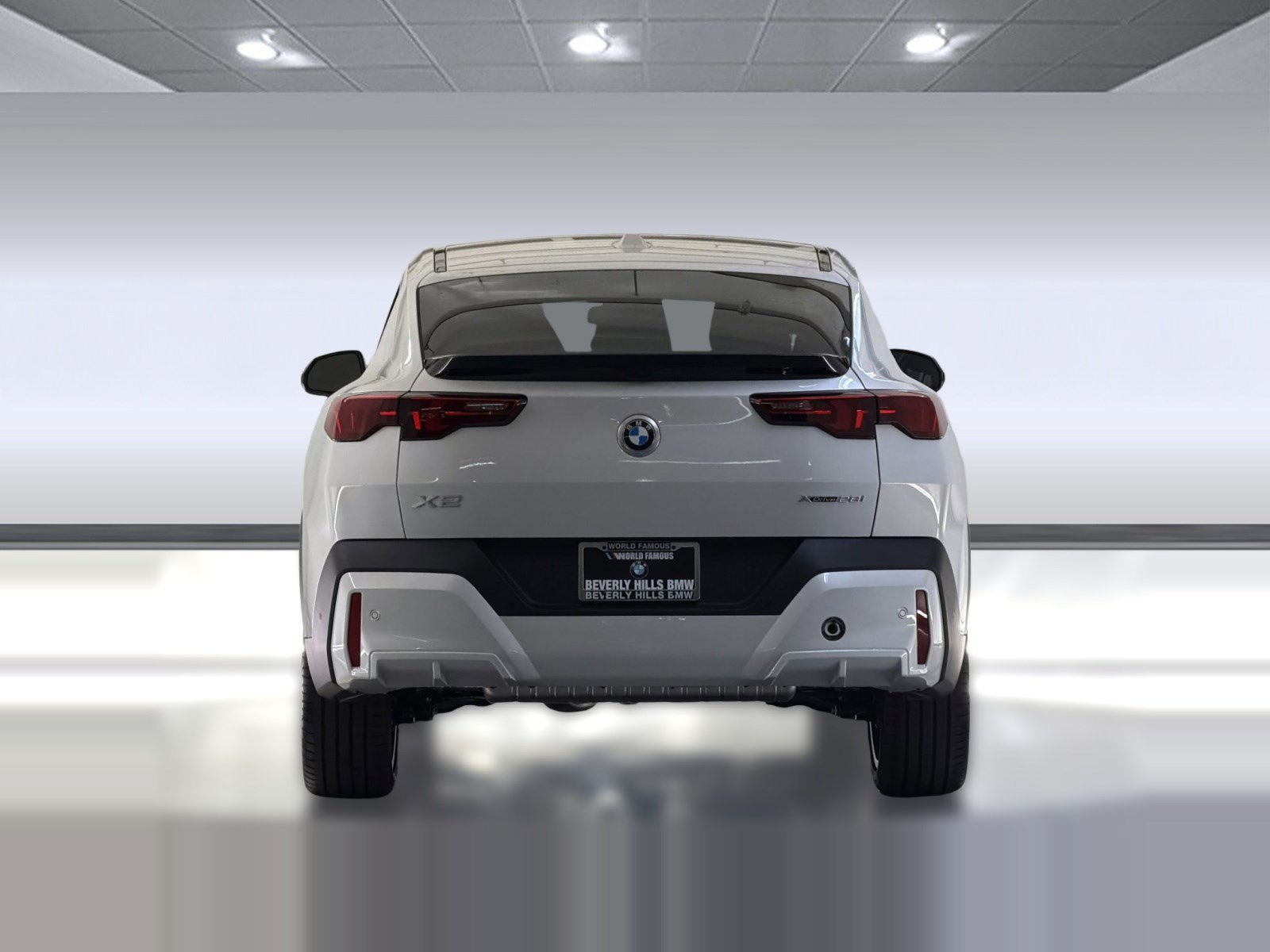 Used 2026 BMW X2 xDrive28i w/ Convenience Package AWD/4WD image 9