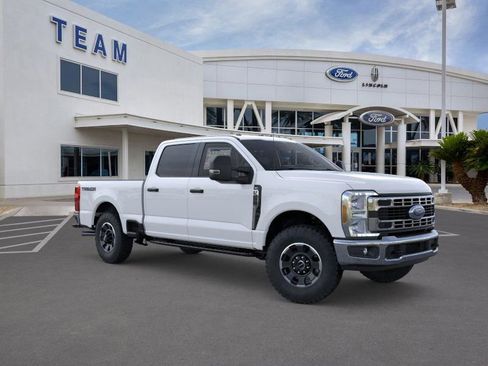 New 2026 Ford F250 XLT w/ Tremor Off-Road Package image 7