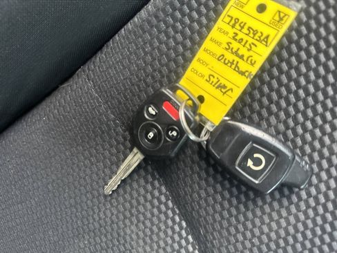 Used 2015 Subaru Outback 2.5i Premium AWD/4WD image 10