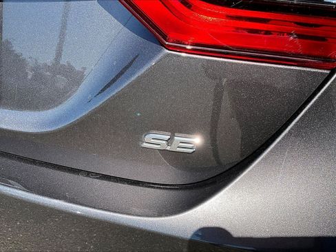Certified 2024 Toyota Camry SE FWD image 9
