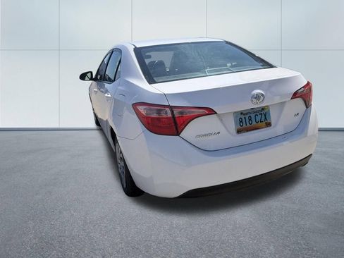 Used 2018 Toyota Corolla LE FWD image 7