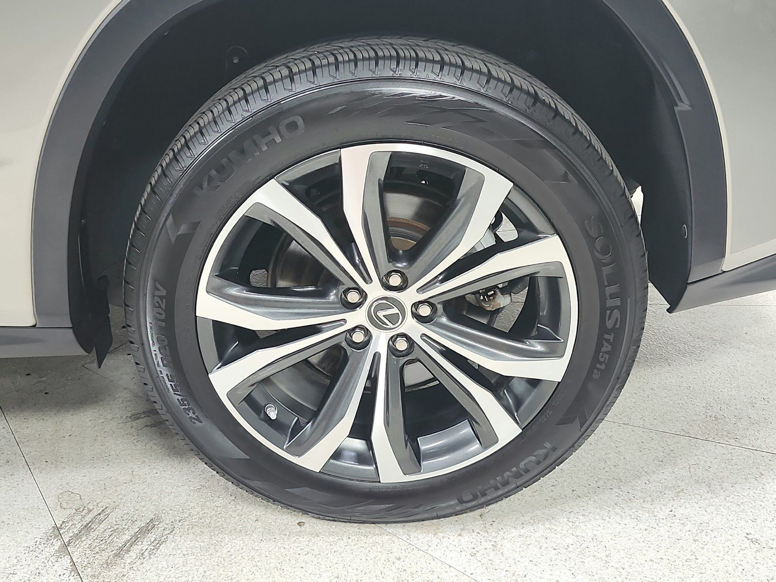 Used 2019 Lexus RX 350 FWD image 47