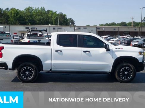 Used 2023 Chevrolet Silverado 1500 ZR2 image 5