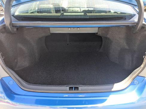 Used 2017 Toyota Camry SE w/ Moonroof Package FWD image 29