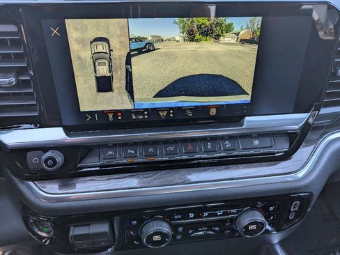 New 2026 Chevrolet Silverado 1500 LTZ w/ LTZ Premium Package AWD/4WD image 23