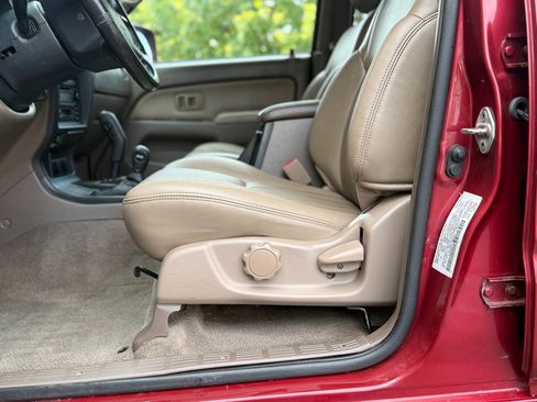 Used 2002 Toyota 4Runner SR5 w/ Leather Trim Pkg AWD/4WD image 91