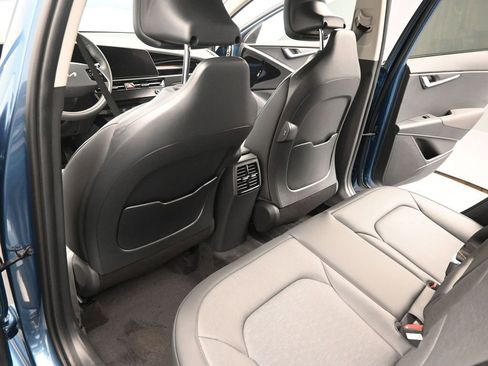 New 2026 Kia Niro SX image 16