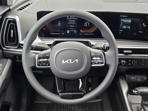 New 2025 Kia Sorento LX image 21