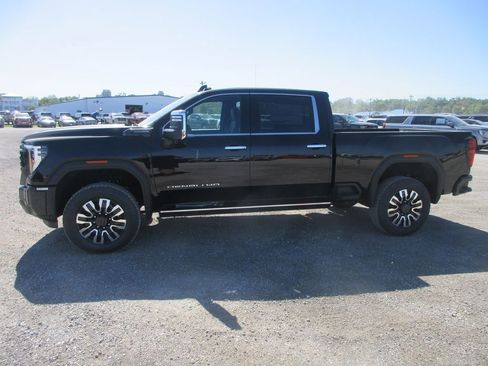 New 2026 GMC Sierra 2500 Denali Ultimate w/ Max Trailering Package AWD/4WD image 10